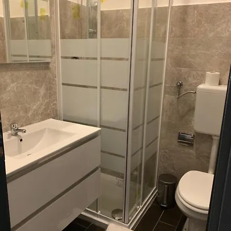 Neyra Hotell Rimini